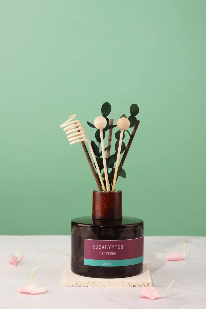 Forest Series Eucalyptus Leaf Reed Diffuser 200mL (Grapefruit and Cedar Wood) | WBM MART
