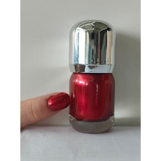 Little Silver Cap Nail Polish | 10 Satin Red | WBM MART